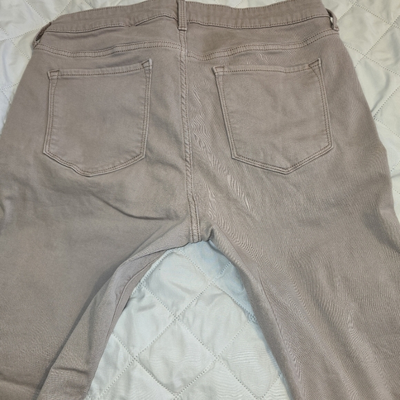 Old navy Mauve rockstar Super Skinny jeans, Size 14 - Picture 2 of 5
